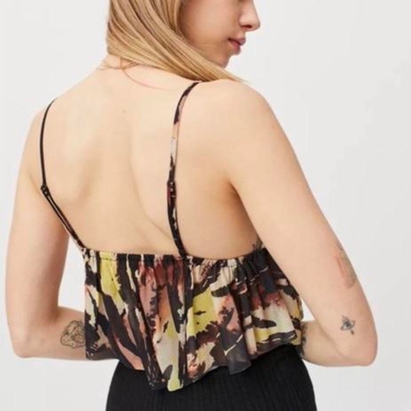 Urban outfitters ruffle cami top - Picture 2 of 4